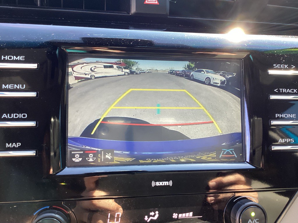 2020 Toyota Camry Image 18