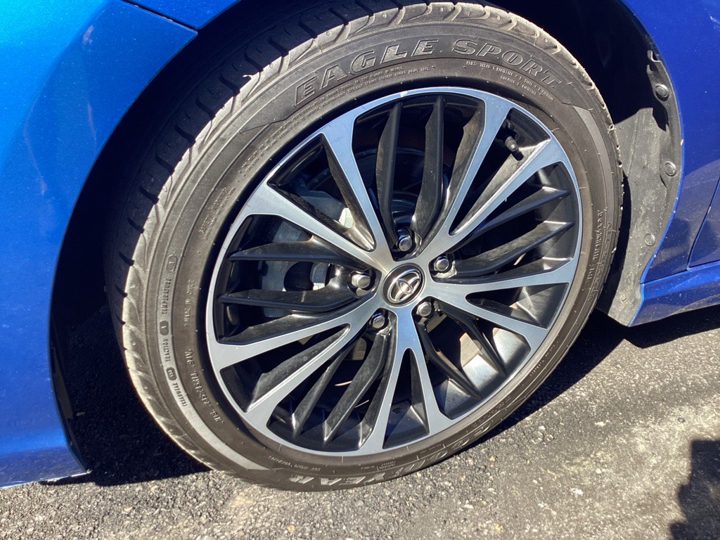 2020 Toyota Camry Image 24