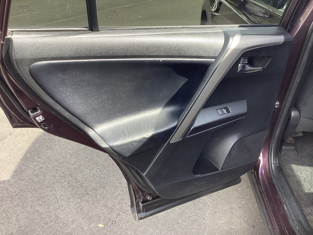 2017 Toyota Rav4 Image 23