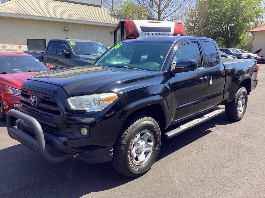 2016 Toyota Tacoma Image 3