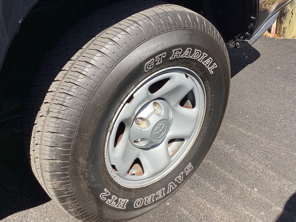 2016 Toyota Tacoma Image 23