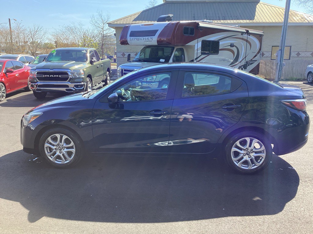 2018 Toyota Yaris Image 4