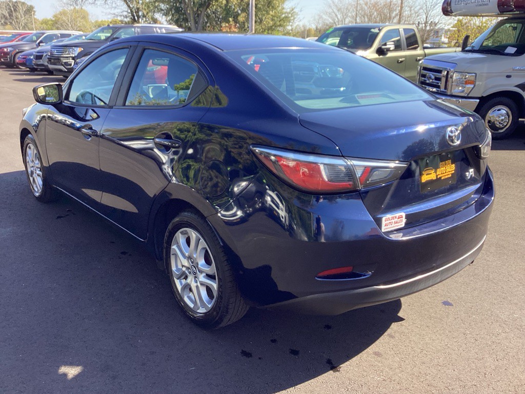 2018 Toyota Yaris Image 5