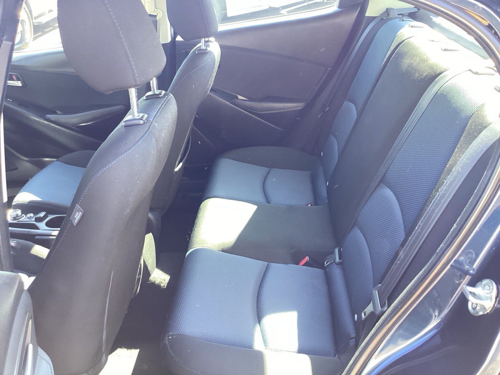 2018 Toyota Yaris Image 10