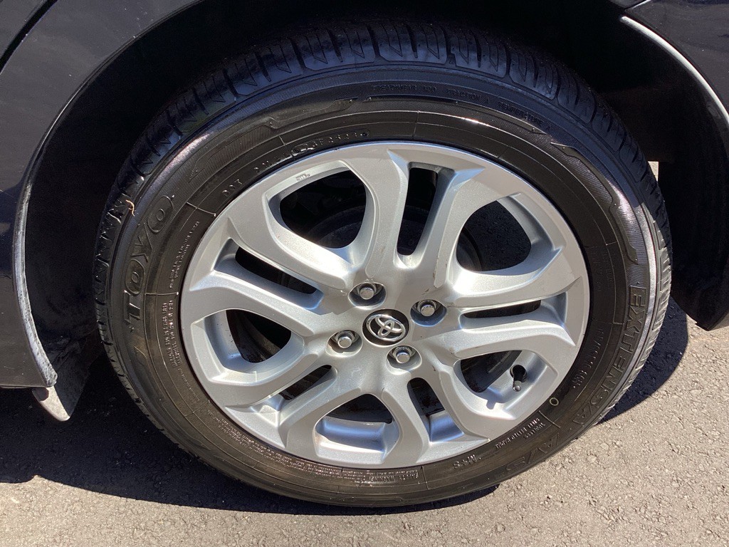 2018 Toyota Yaris Image 23