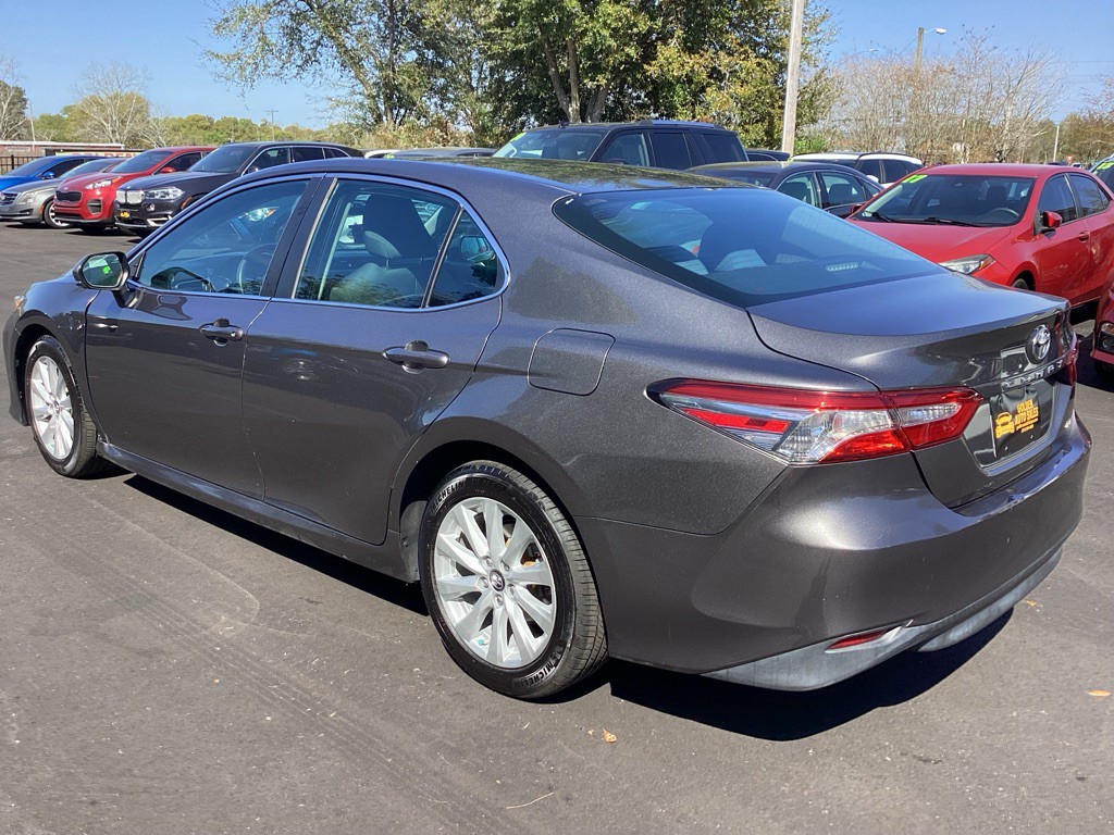 2018 Toyota Camry Image 5