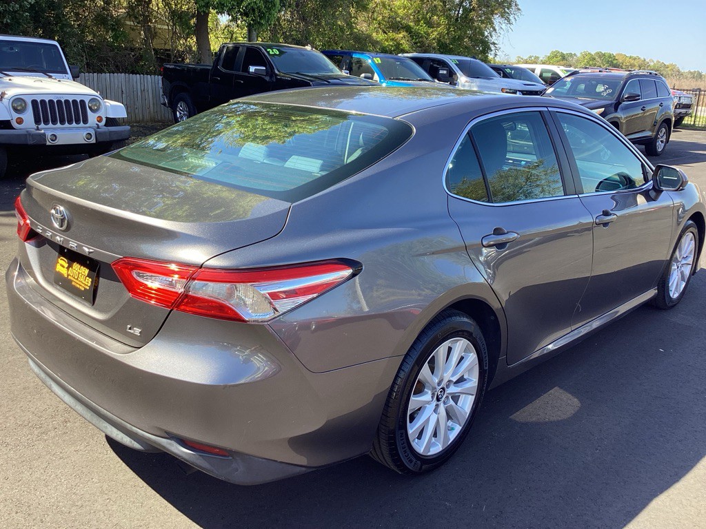 2018 Toyota Camry Image 7