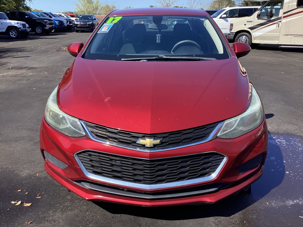 2017 Chevrolet Cruze Image 2