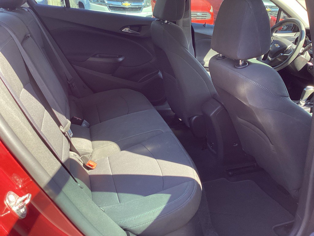 2017 Chevrolet Cruze Image 12