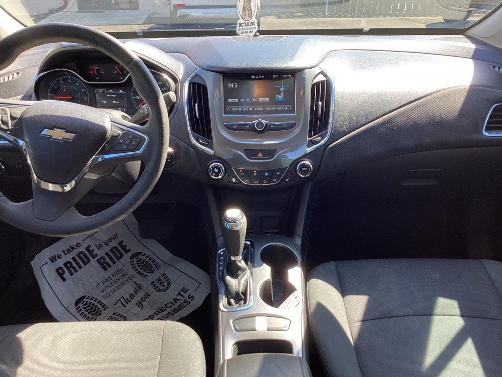 2017 Chevrolet Cruze Image 13