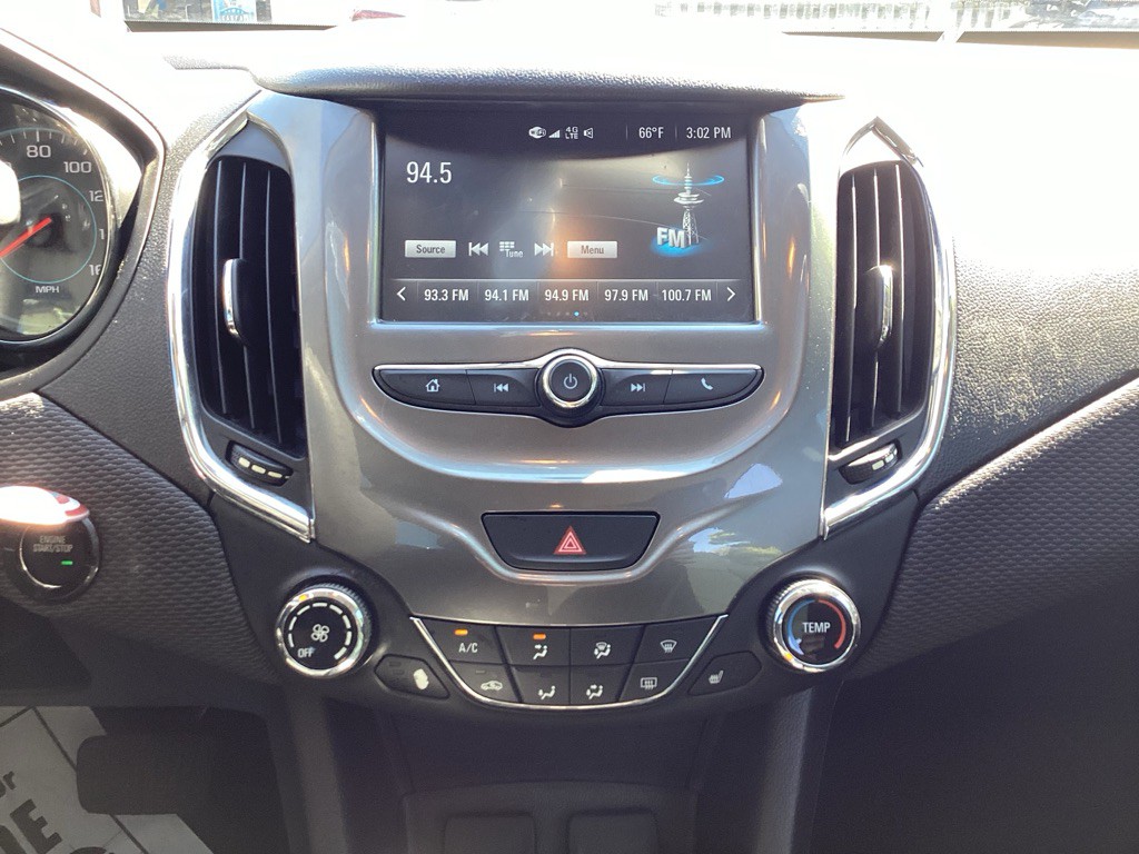 2017 Chevrolet Cruze Image 16