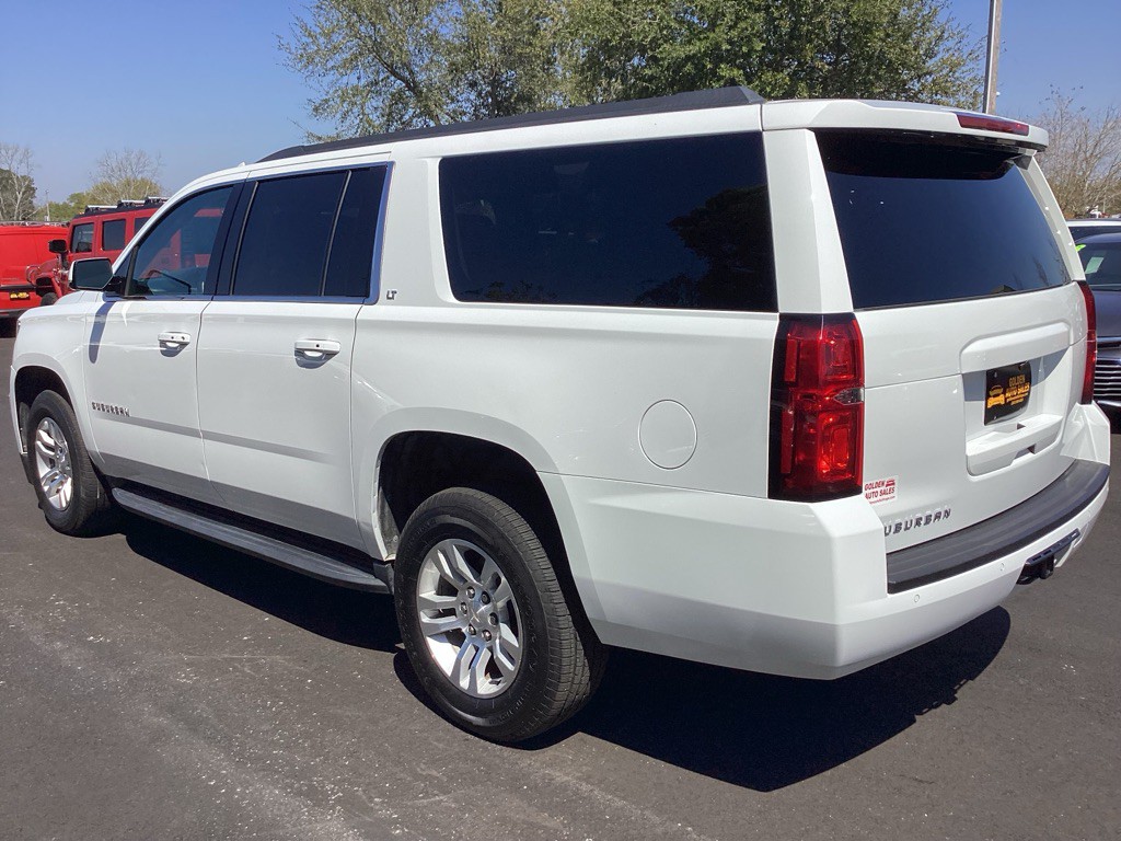 2019 Chevrolet Suburban Image 5