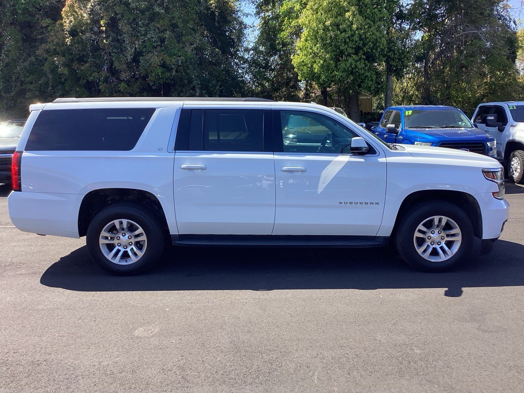 2019 Chevrolet Suburban Image 8