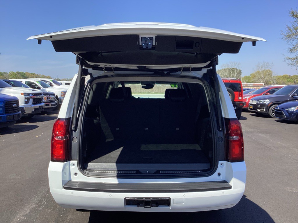 2019 Chevrolet Suburban Image 14