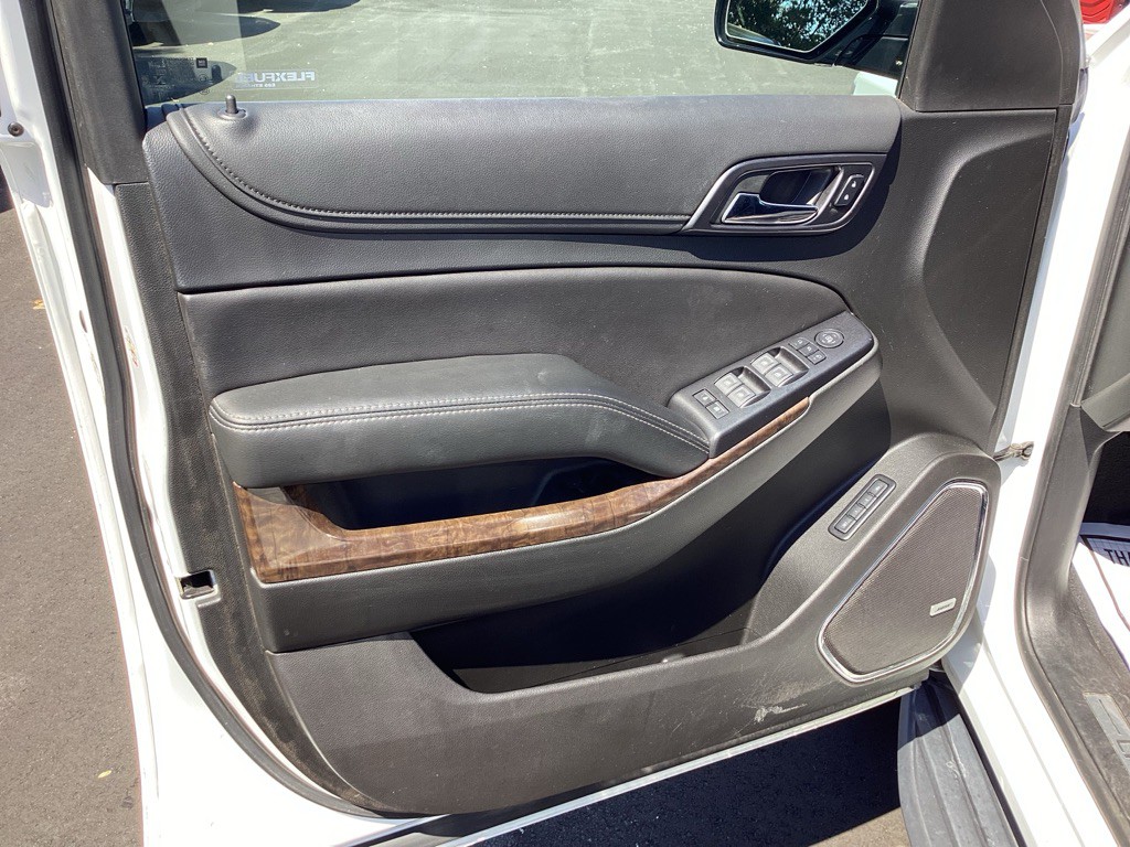 2019 Chevrolet Suburban Image 27