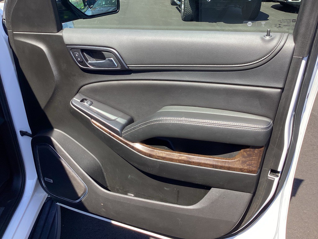 2019 Chevrolet Suburban Image 28