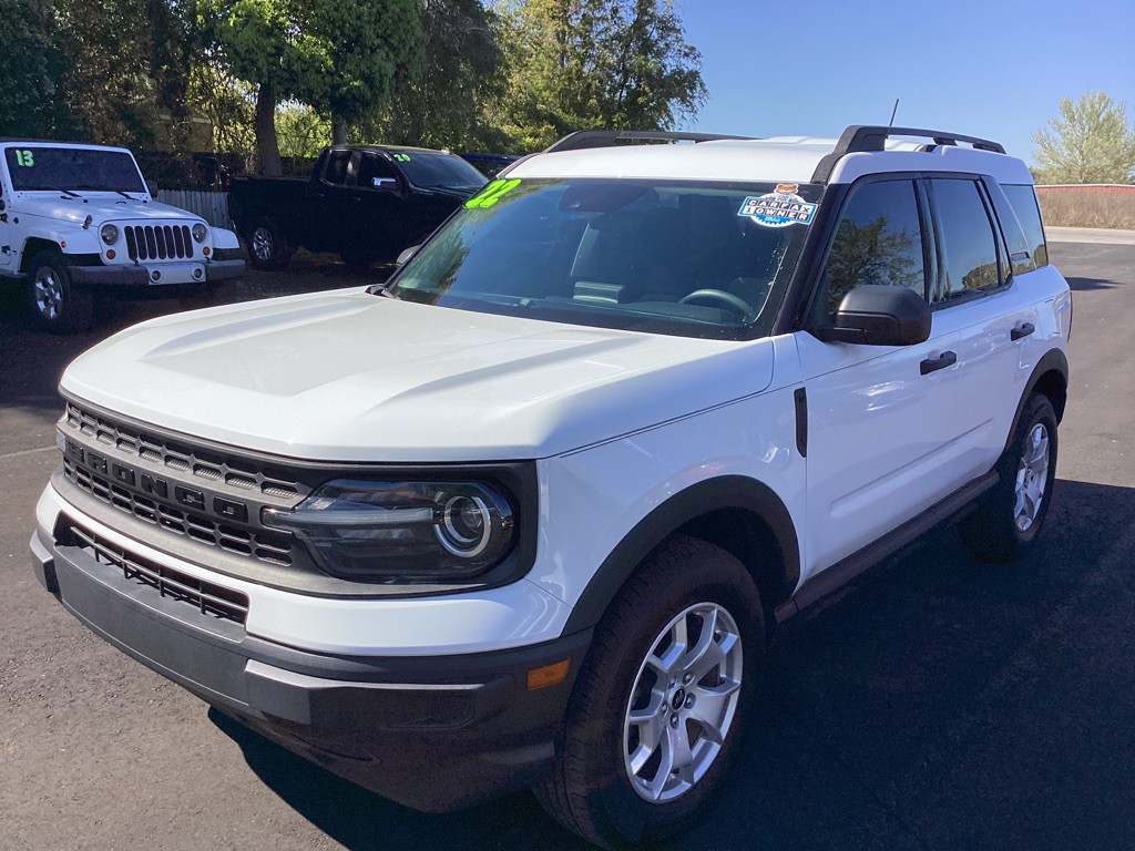 2022 Ford Bronco Image 3
