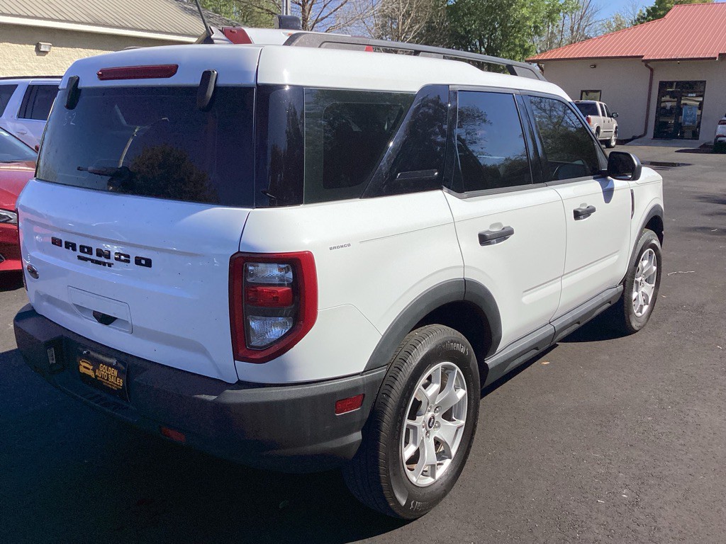 2022 Ford Bronco Image 7