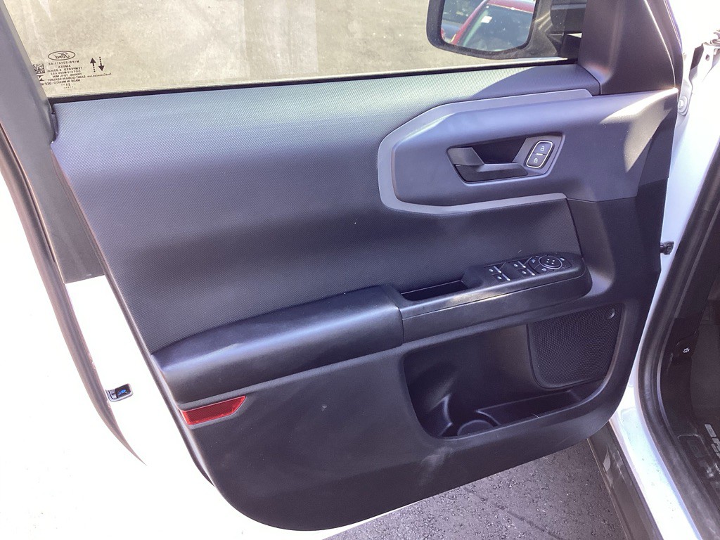 2022 Ford Bronco Image 22