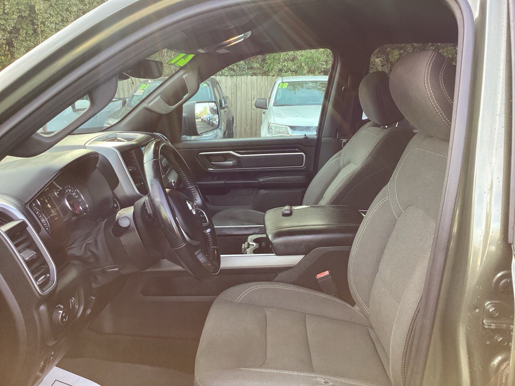 2021 RAM 1500 Image 9