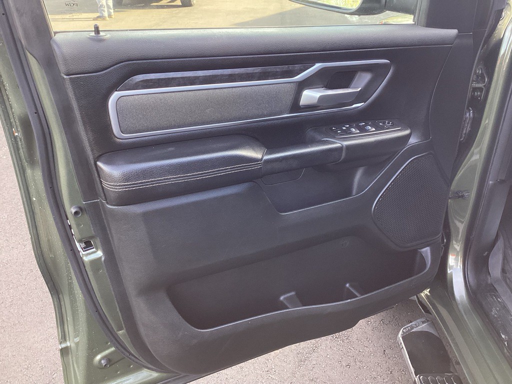 2021 RAM 1500 Image 24