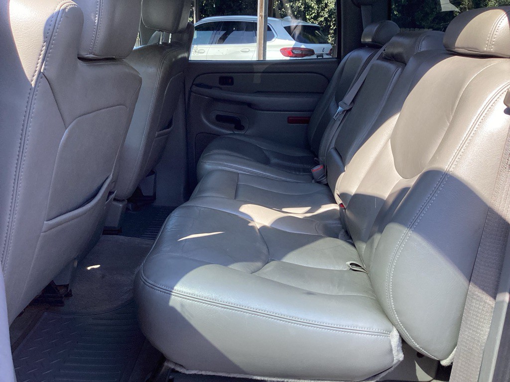 2005 GMC Sierra Image 11