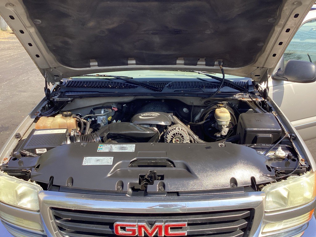 2005 GMC Sierra Image 20