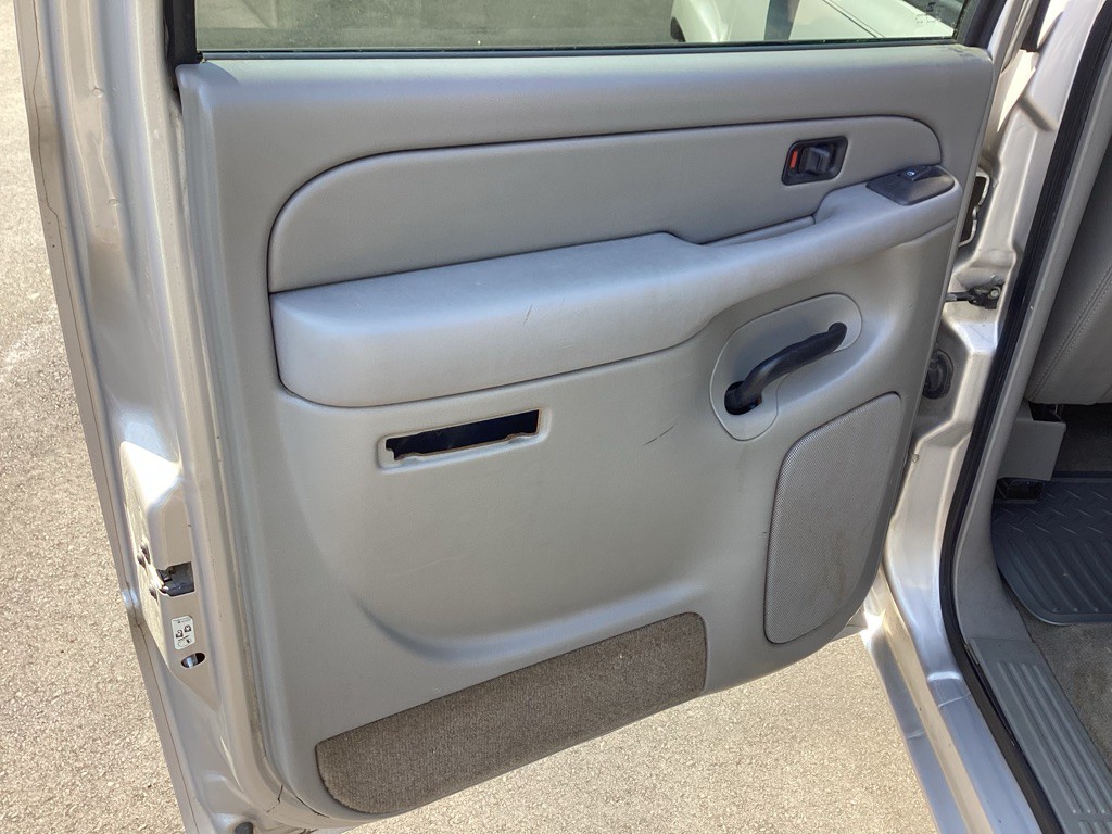 2005 GMC Sierra Image 24