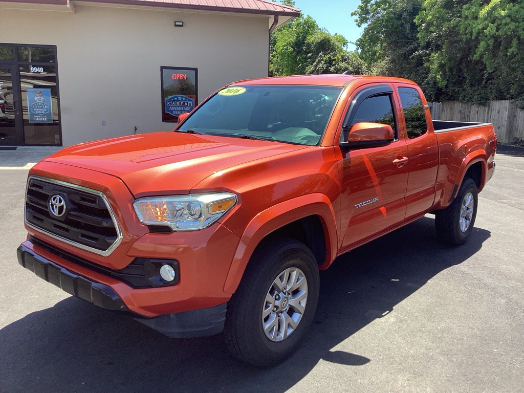 2016 Toyota Tacoma Image 3