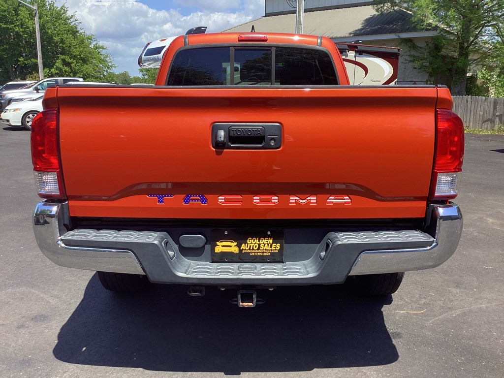 2016 Toyota Tacoma Image 6