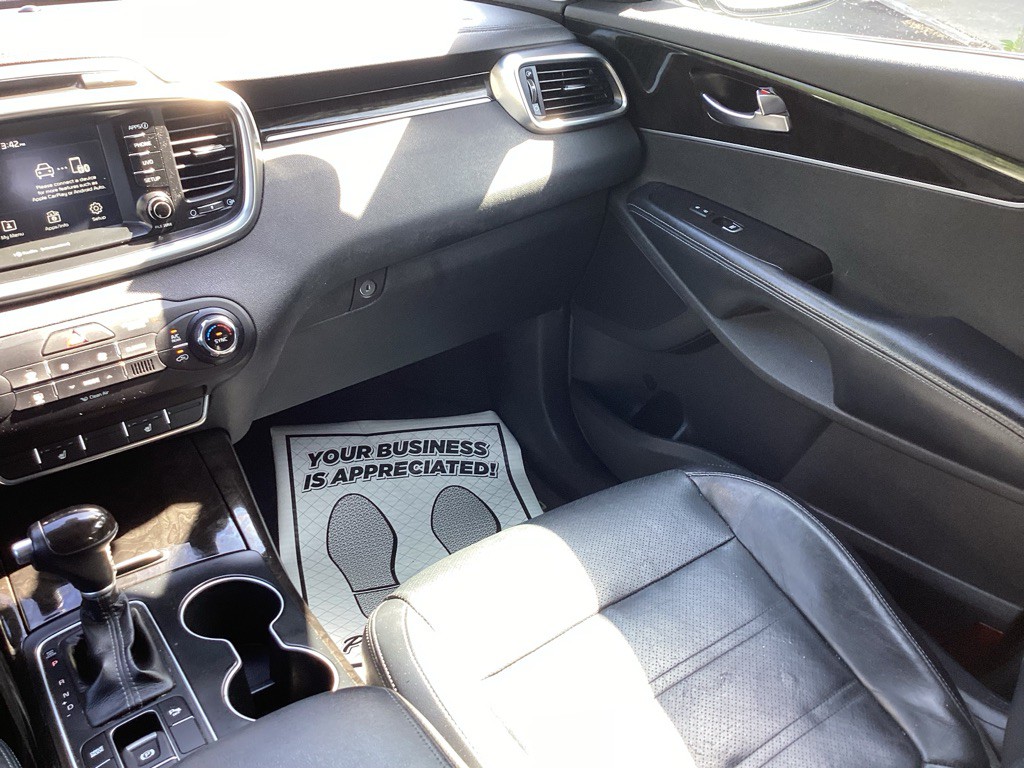 2017 Kia Sorento Image 15