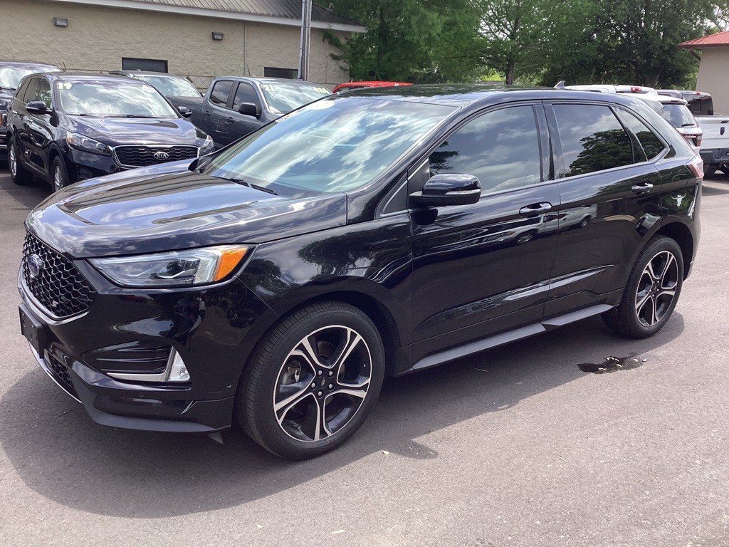 2020 Ford Edge Image 3