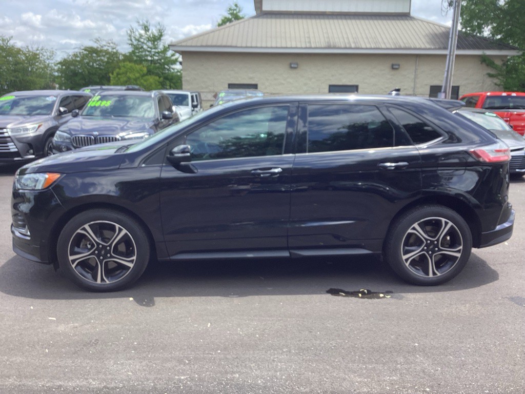 2020 Ford Edge Image 4