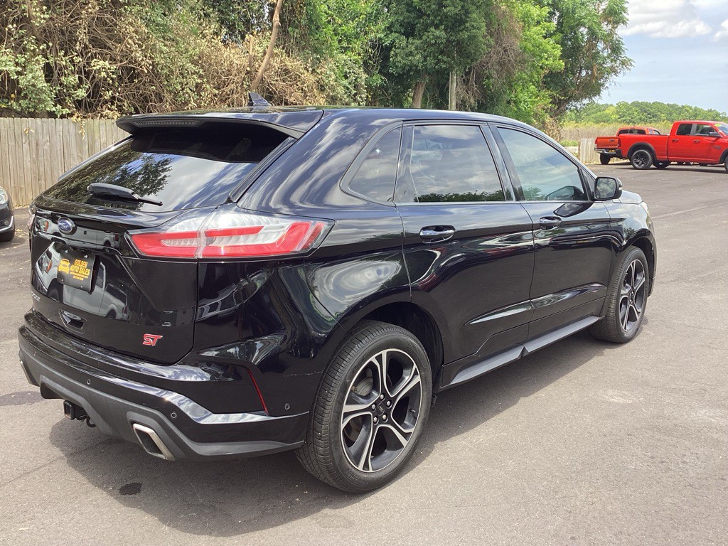 2020 Ford Edge Image 7