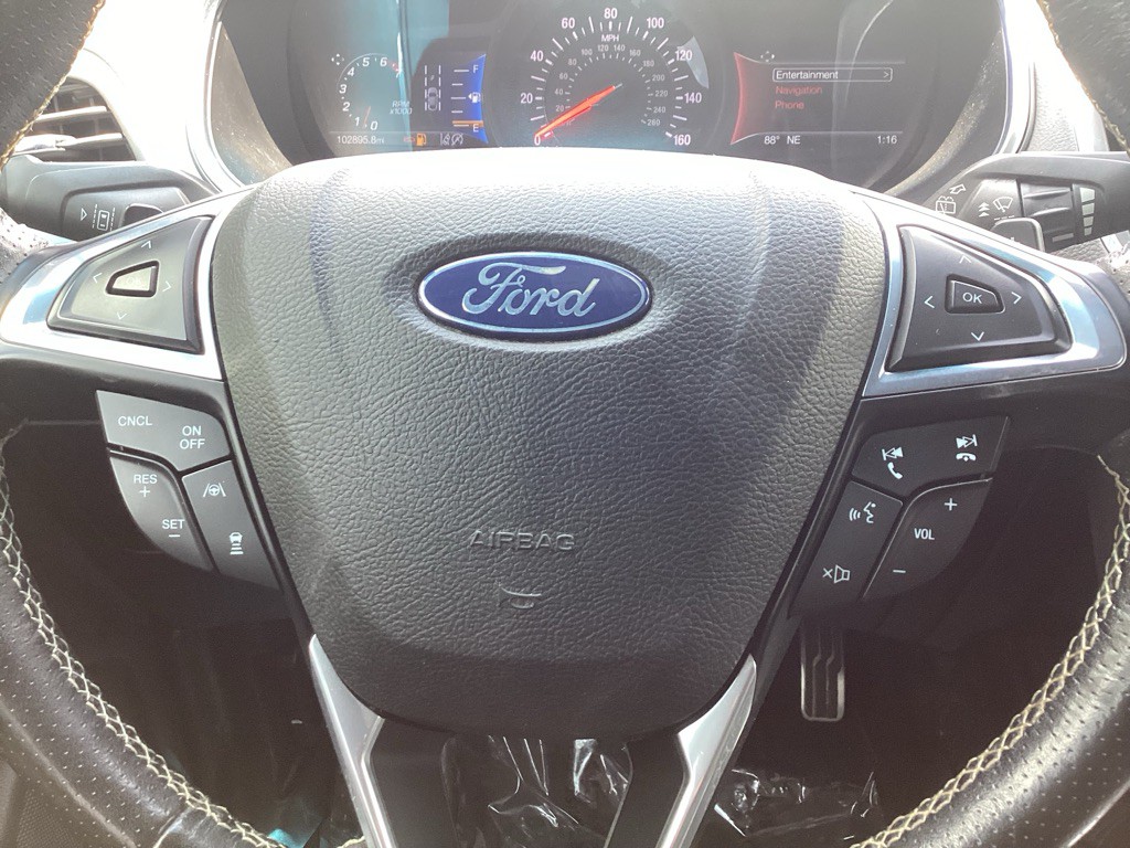 2020 Ford Edge Image 20