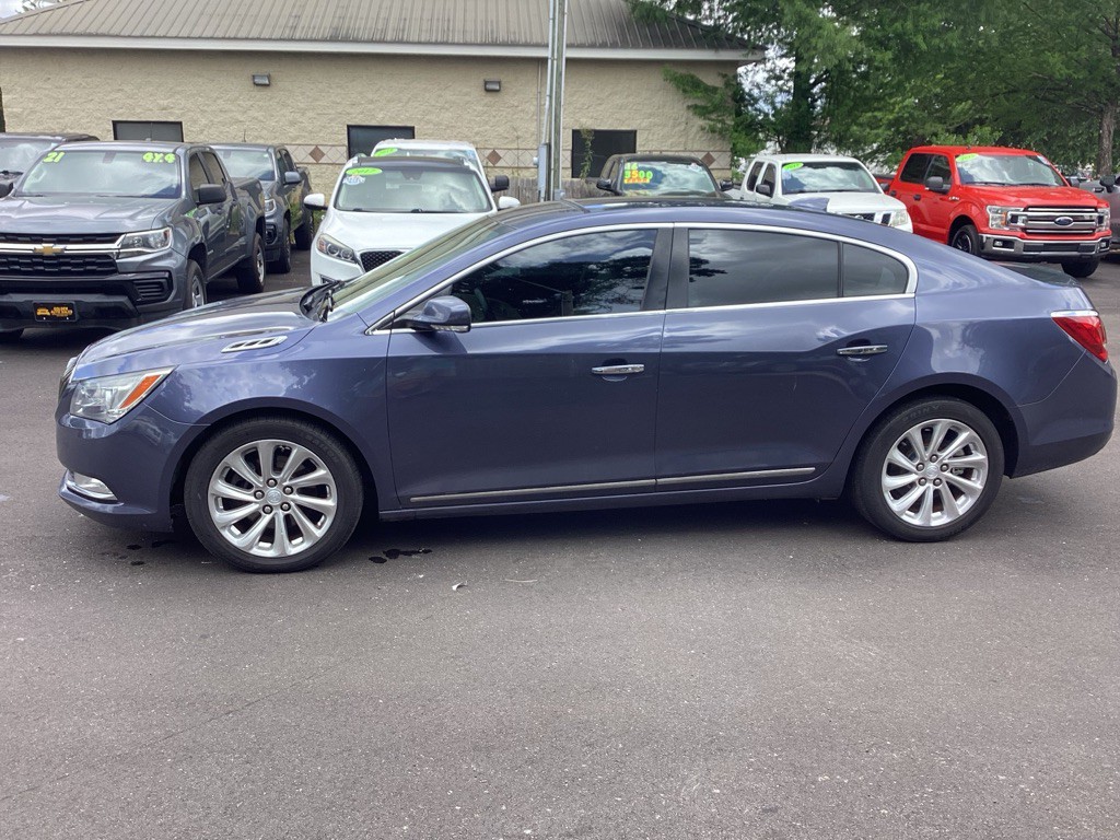 2015 Buick Lacrosse Image 4