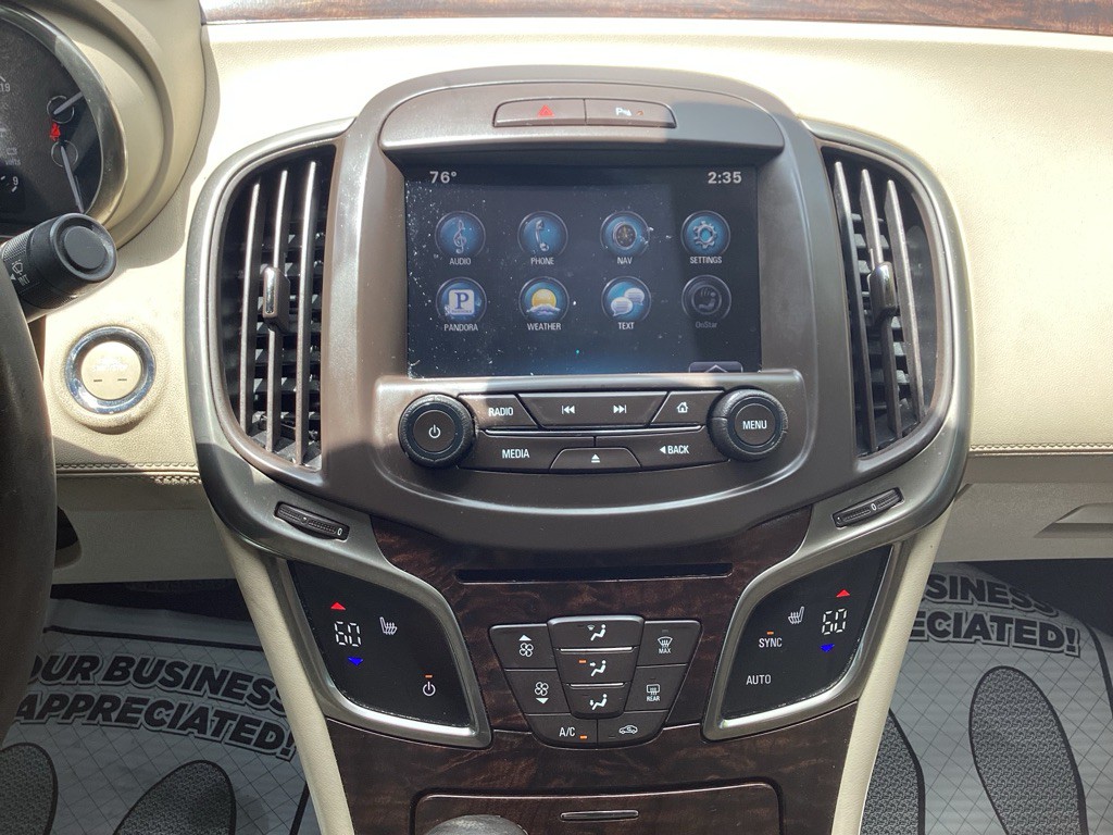 2015 Buick Lacrosse Image 16