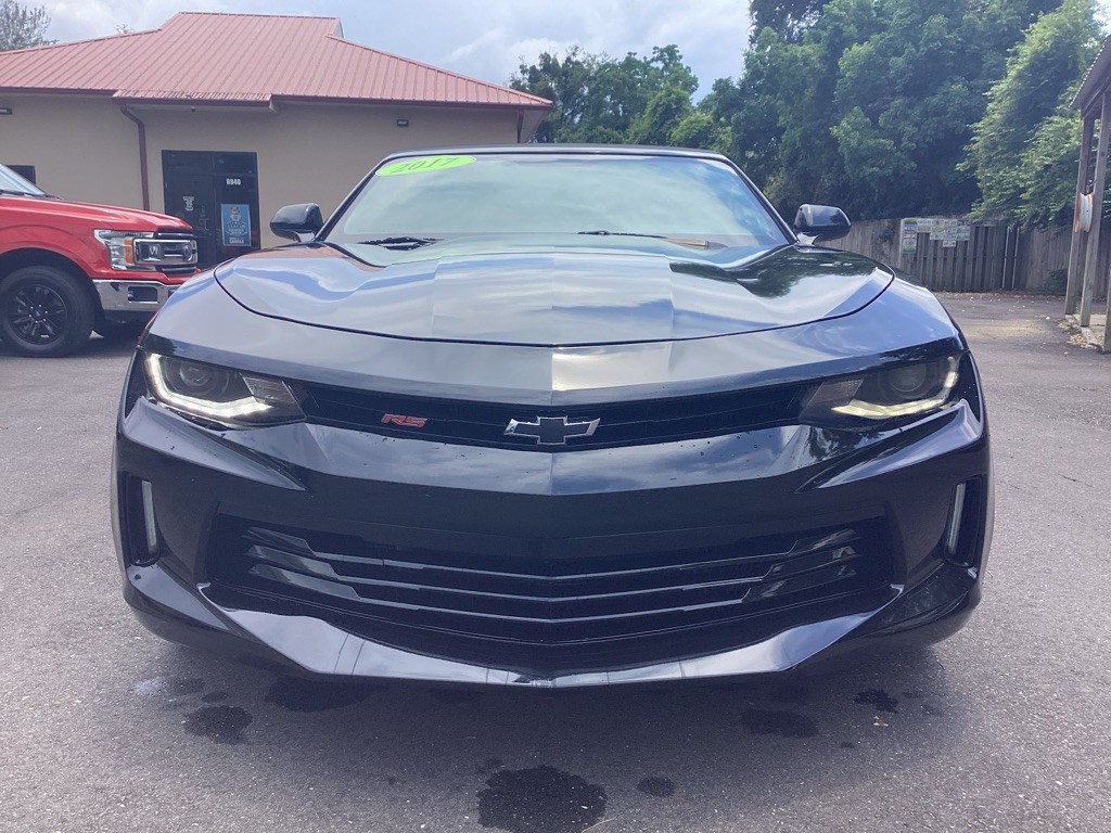 2017 Chevrolet Camaro Image 2