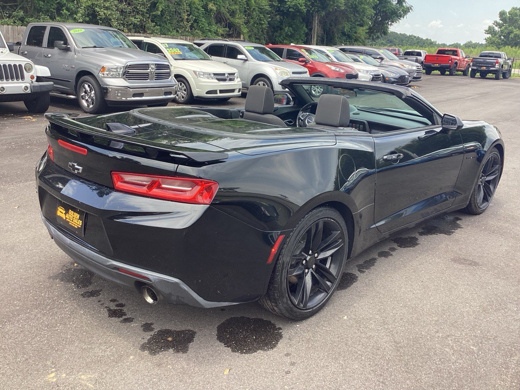 2017 Chevrolet Camaro Image 10