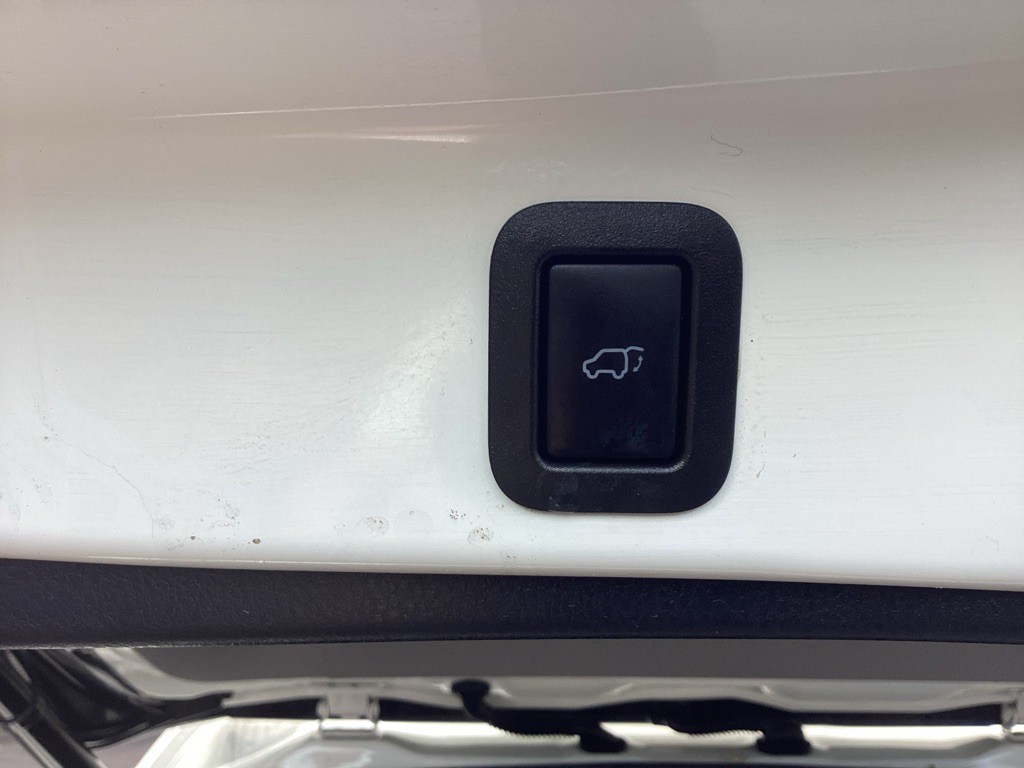2017 Toyota Highlander Image 29