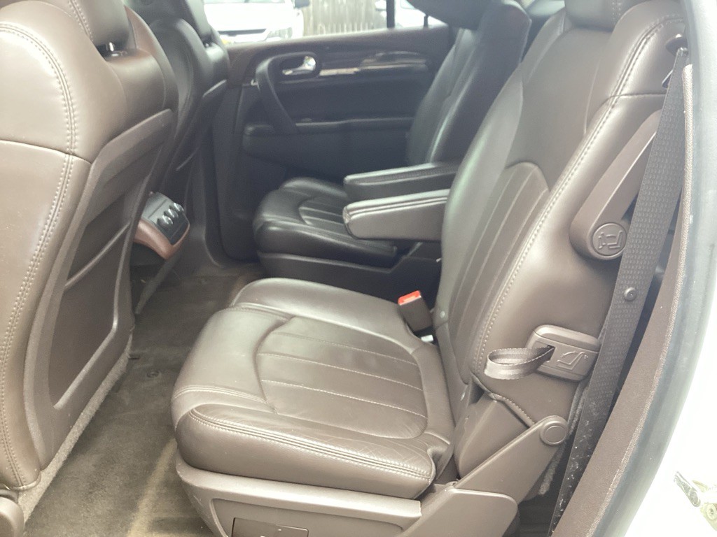 2014 Buick Enclave Image 12