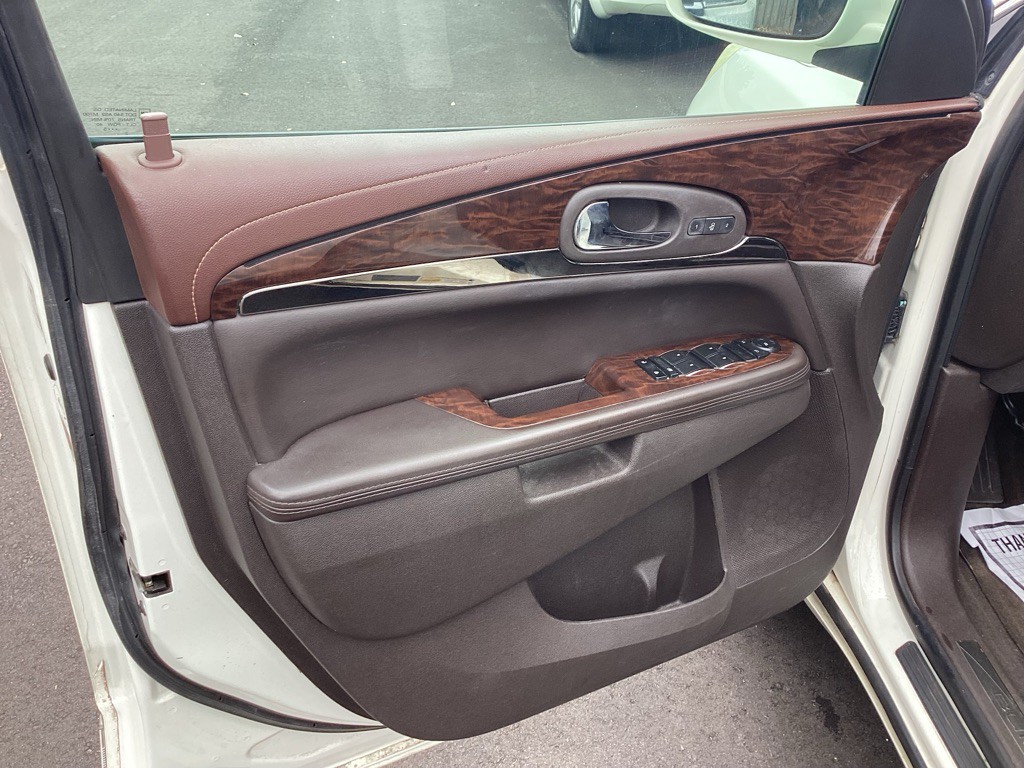 2014 Buick Enclave Image 25