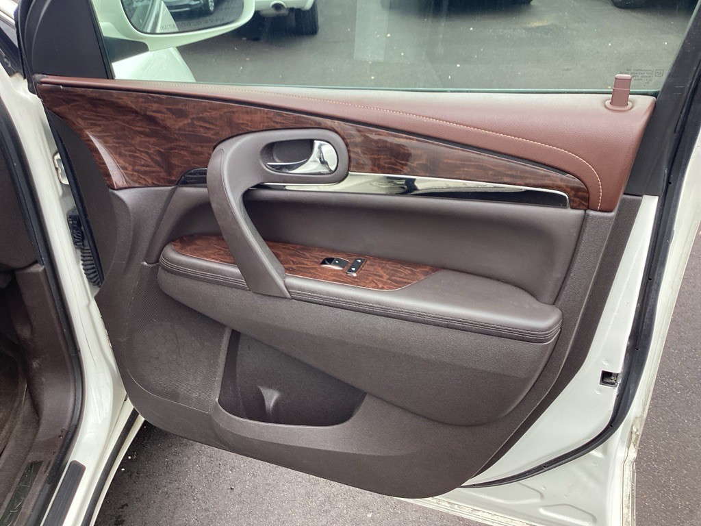 2014 Buick Enclave Image 28