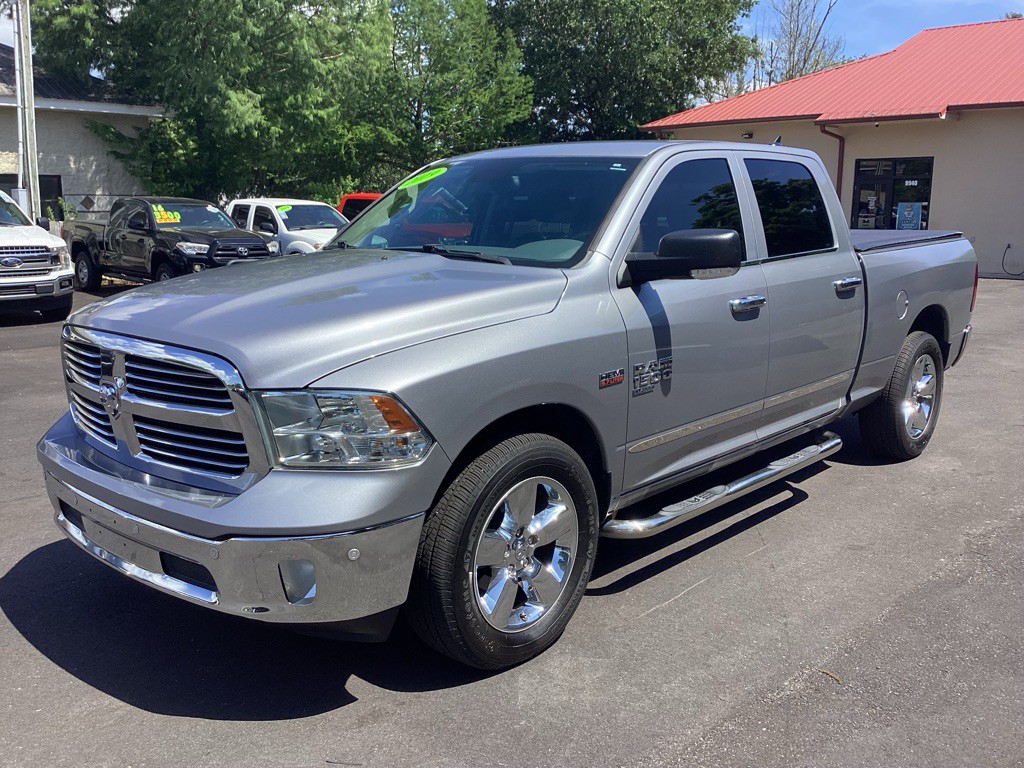 2019 RAM 1500 Image 3