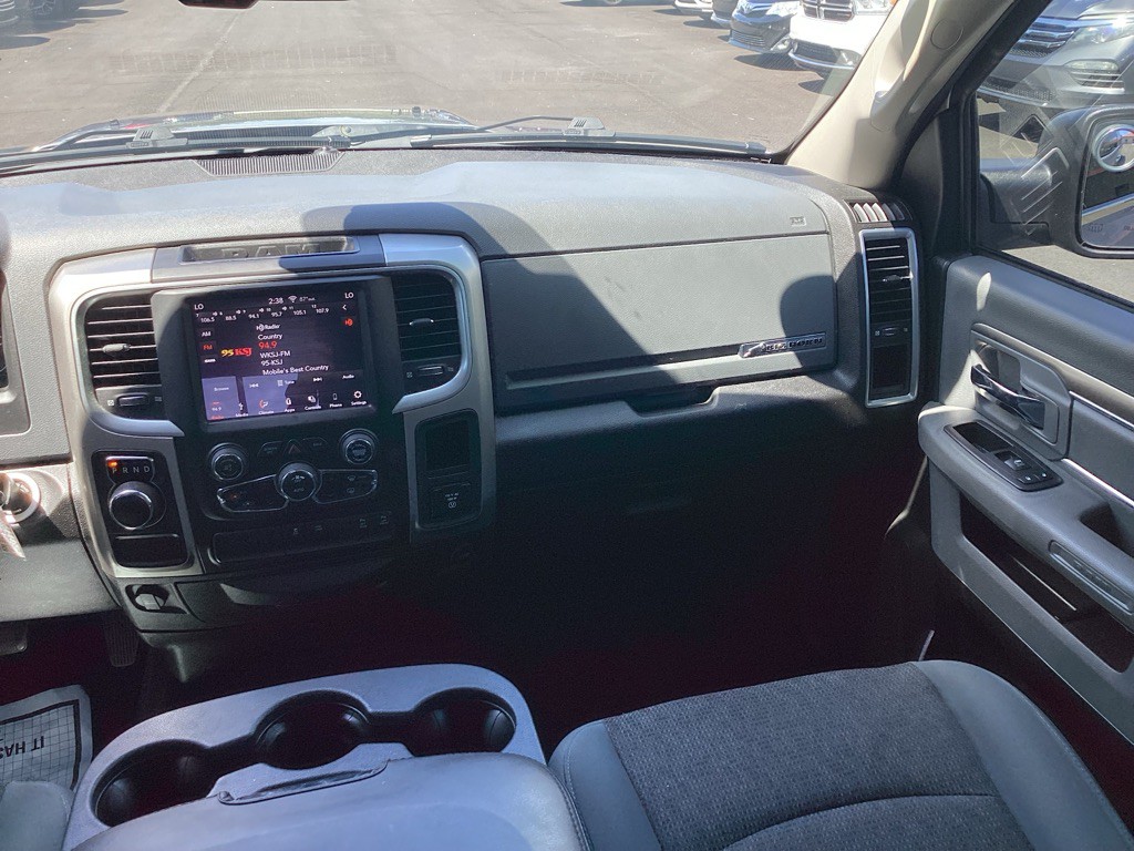 2019 RAM 1500 Image 16