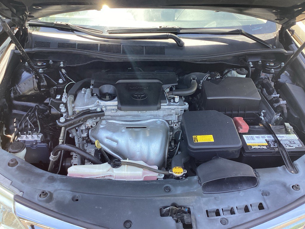 2012 Toyota Camry Image 24