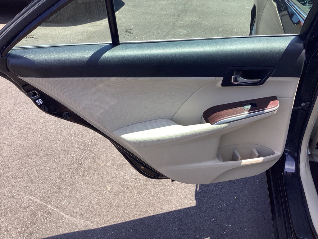 2012 Toyota Camry Image 27