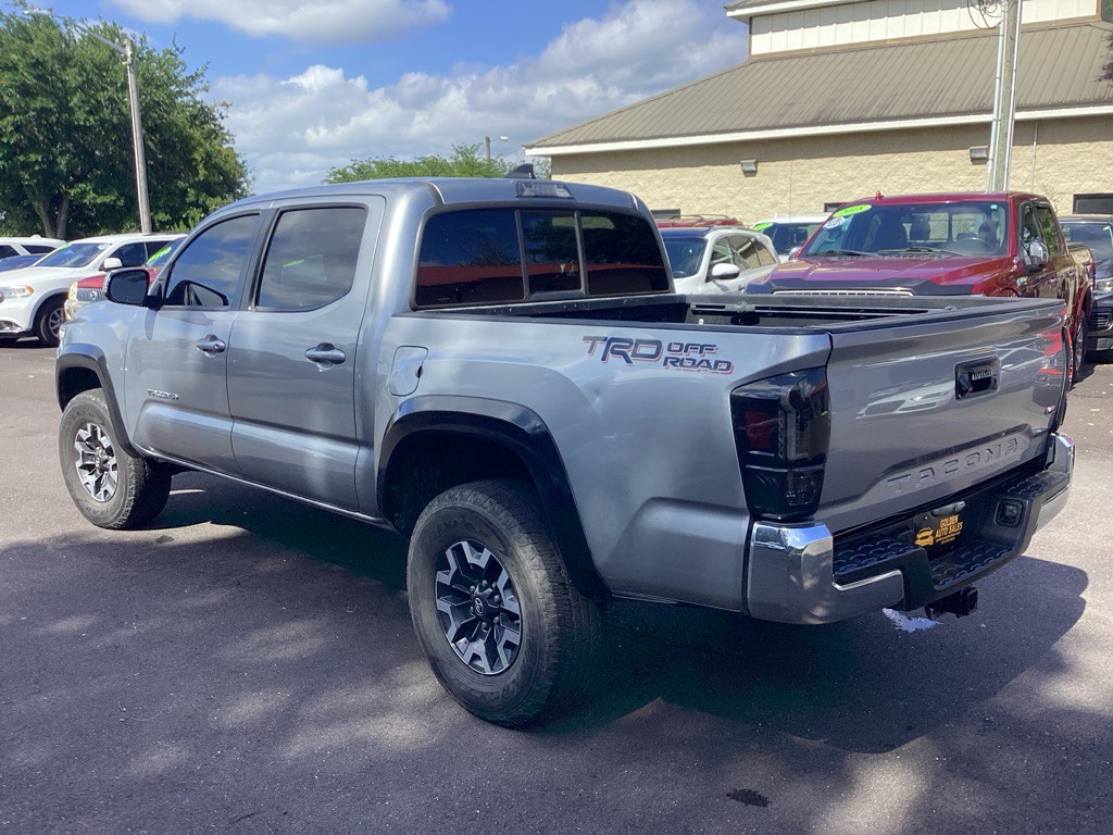 2016 Toyota Tacoma Image 5
