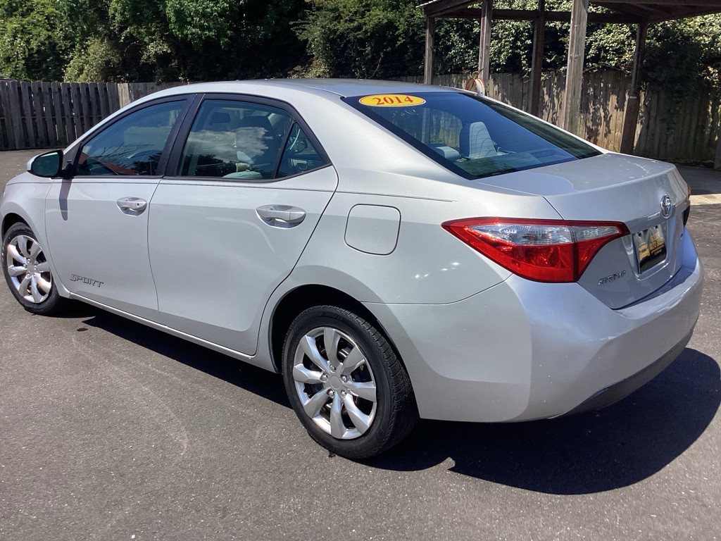 2014 Toyota Corolla Image 5