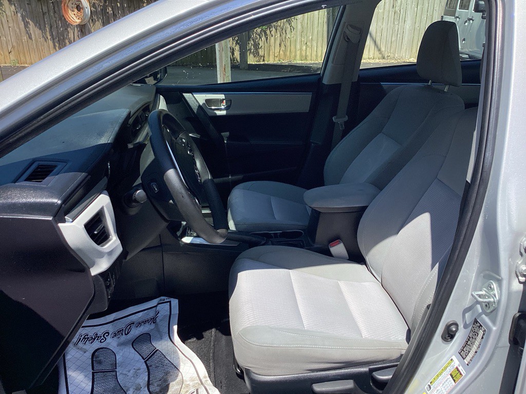 2014 Toyota Corolla Image 9